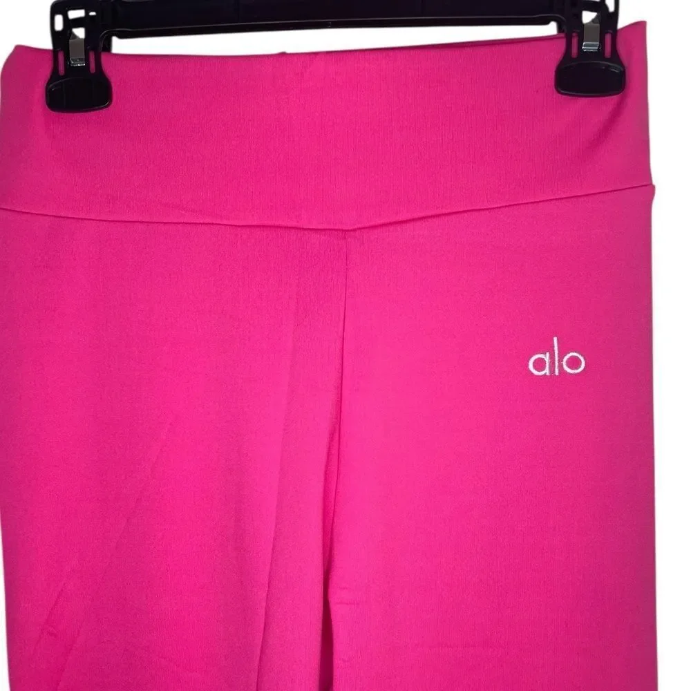 ALO Yoga Women's Bright Pink Athletic Leggings Sz. L